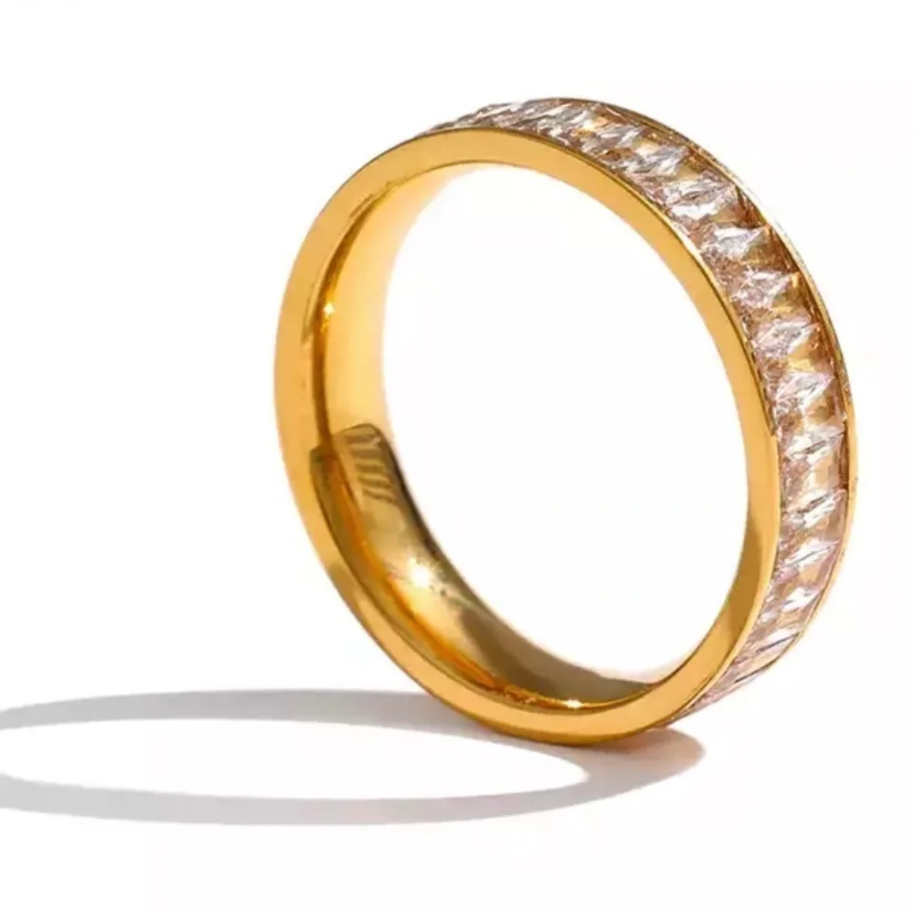 N/A cubic zirconia